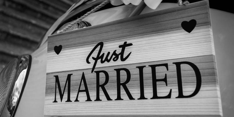 WOULD YOU LIKE TO HAVE AN EXCUSE TO GET MARRIED? WOULD YOU LIKE TO HAVE AN EXCUSE TO GET MARRIED?